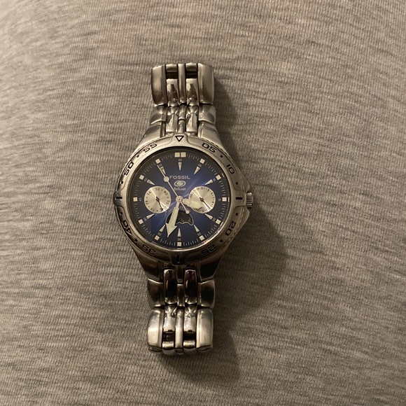 Fossil blue mens watch. - Picture 5 of 7